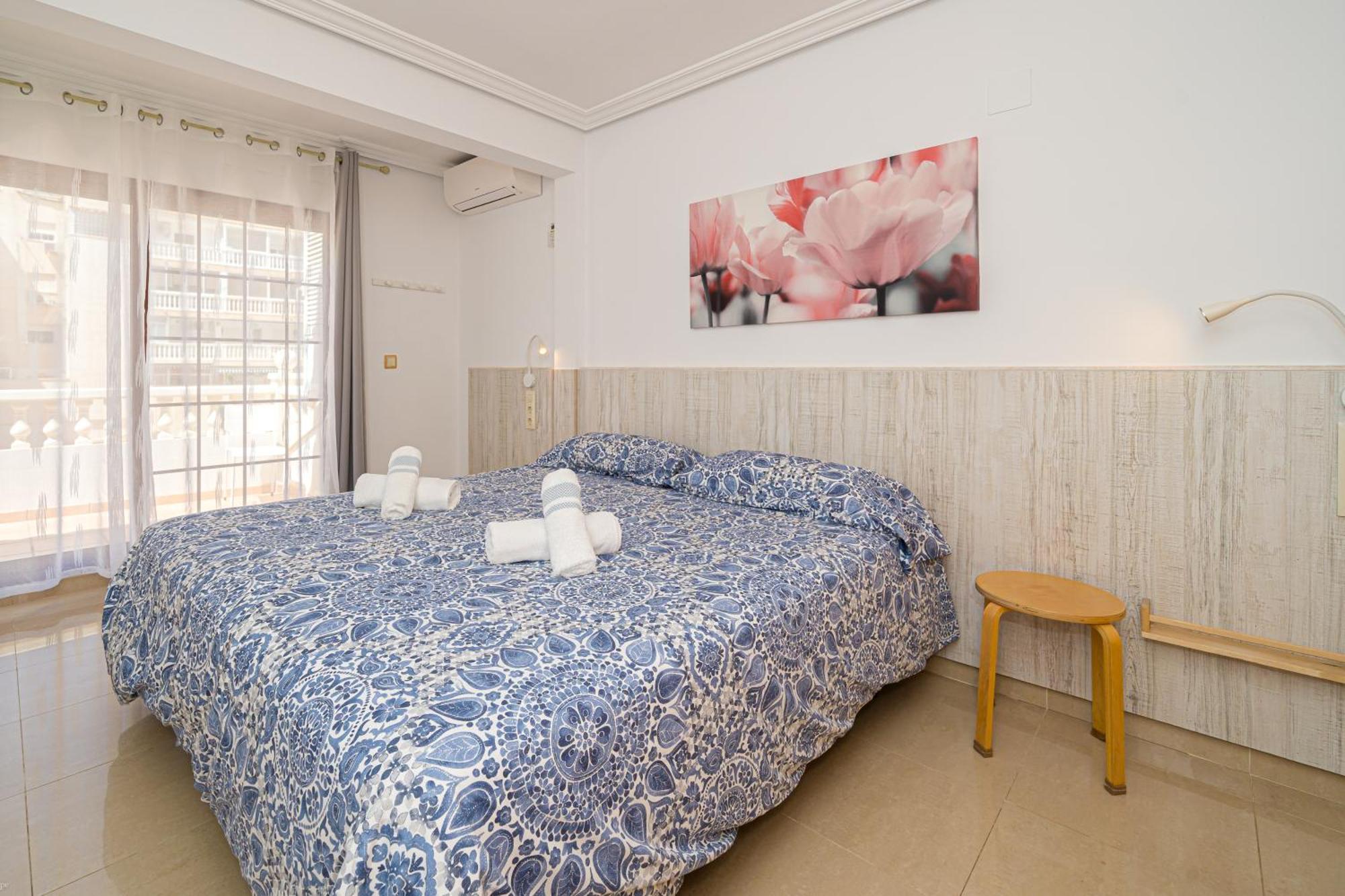 Front Line Apartment Jakarta 2 El Campello Exterior foto